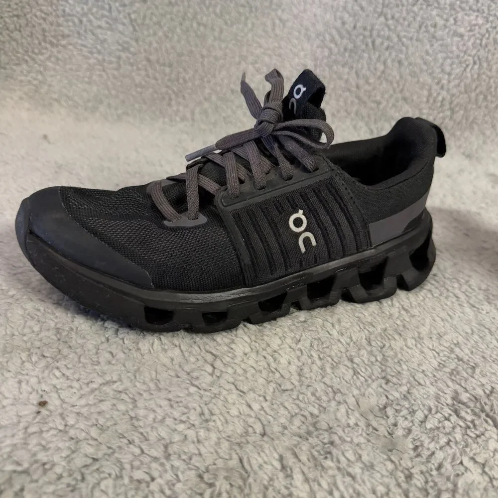 ON Cloudswift Youth US 5 Black  Kids Athletic Sneakers Walking Running Lace Up